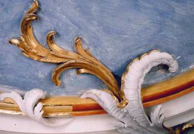 Deckenbildrahmen im Zwischenzustand